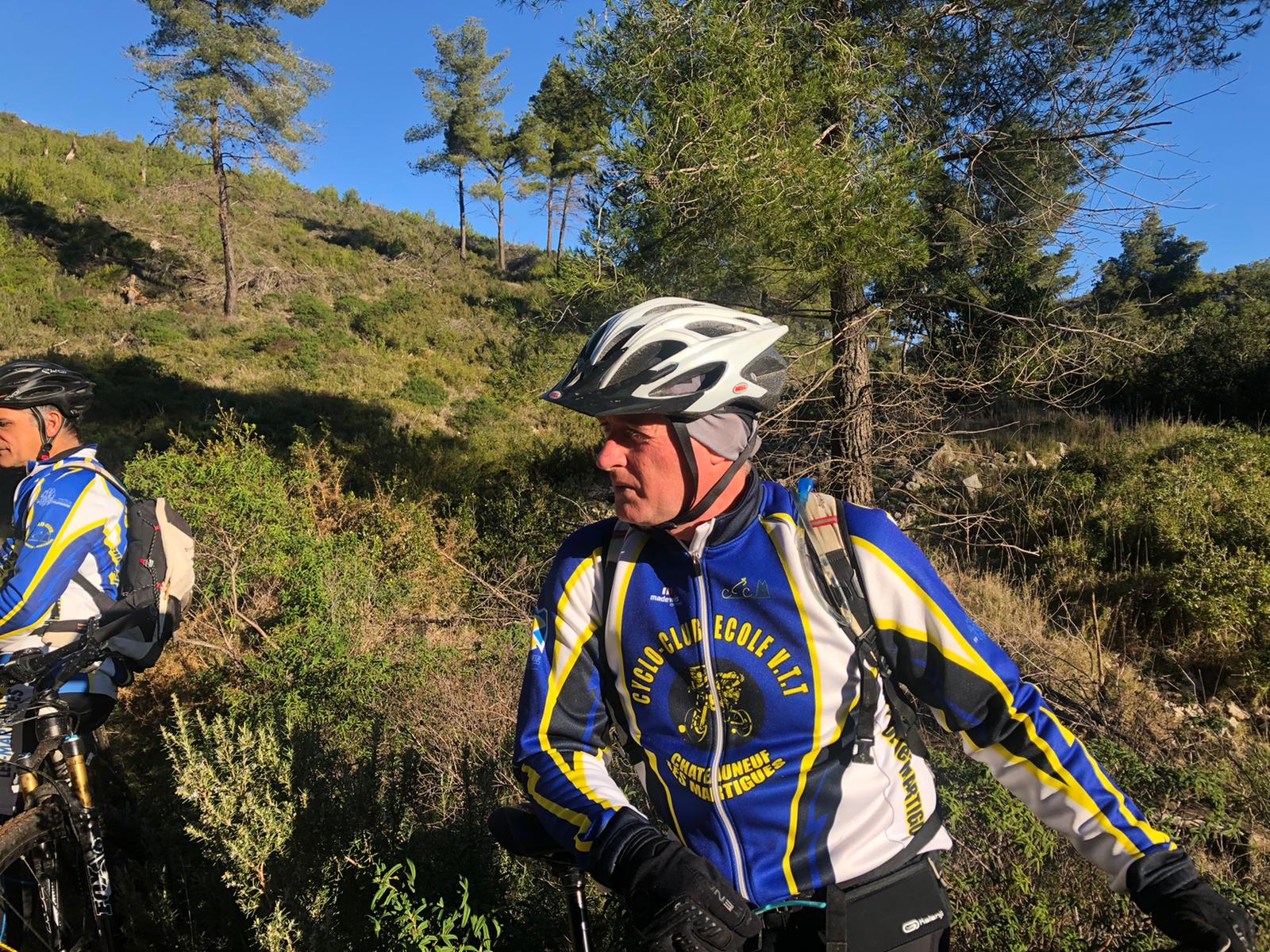 Préparation des chemins pour la rando des 3 frères