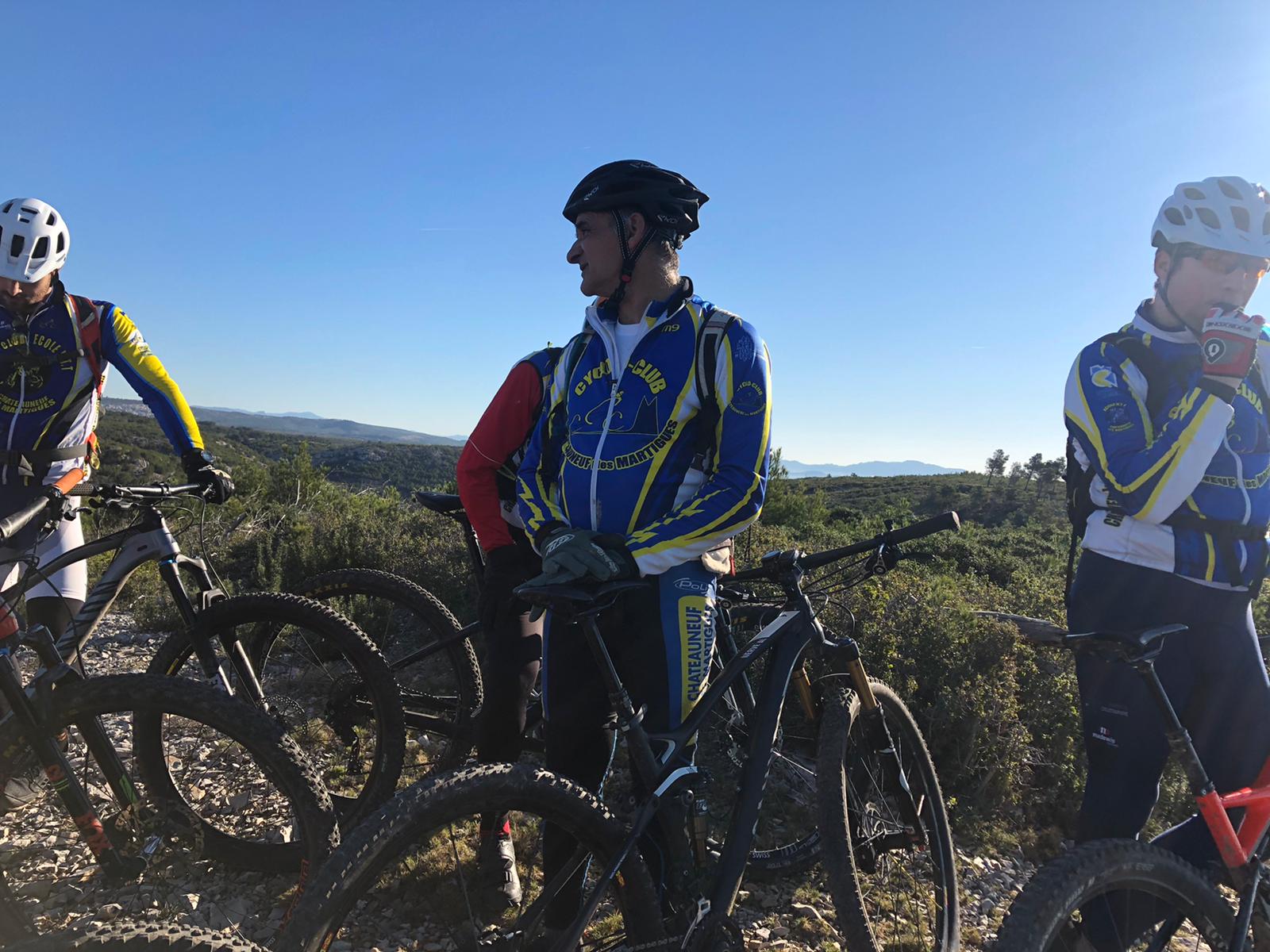 Préparation des chemins pour la rando des 3 frères
